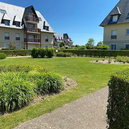 Le Jardin De T3 - Magnique Jardin - Proche Deauville Apartment *